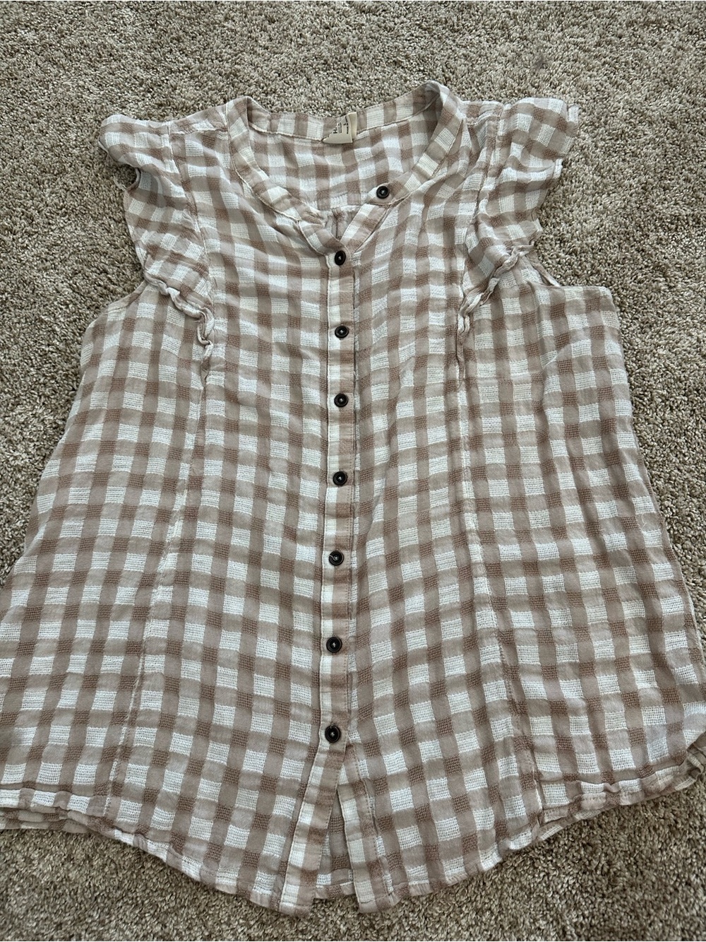 Sleeveless Gingham Button-Front Blouse in Cream and Tan